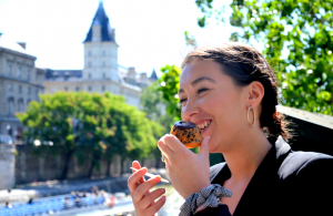 Taste various pastries during our Champagne & food tour in paris.