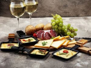 Wine and winter meal pairing - raclette